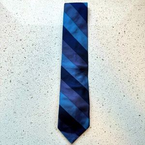 Express 👔 Tonal Striped Tie